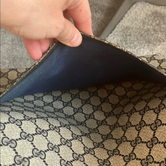 Gucci Navy and Tan Tote - Picture 8 of 12